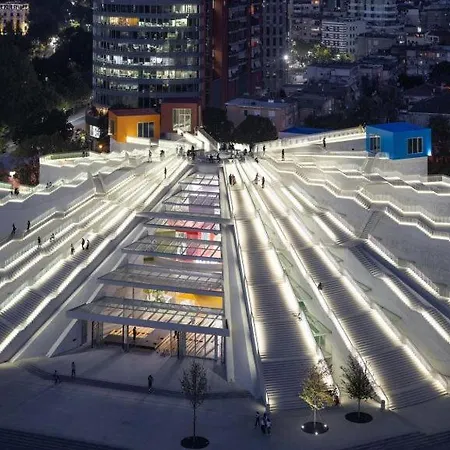 Modern Center Apartmán