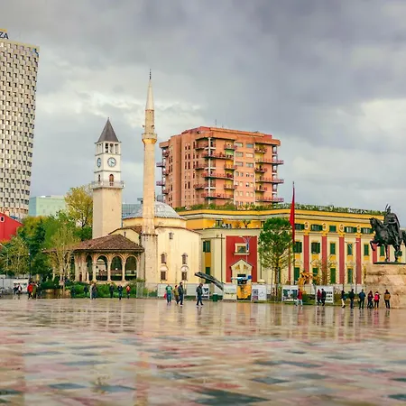 Modern Center 아파트